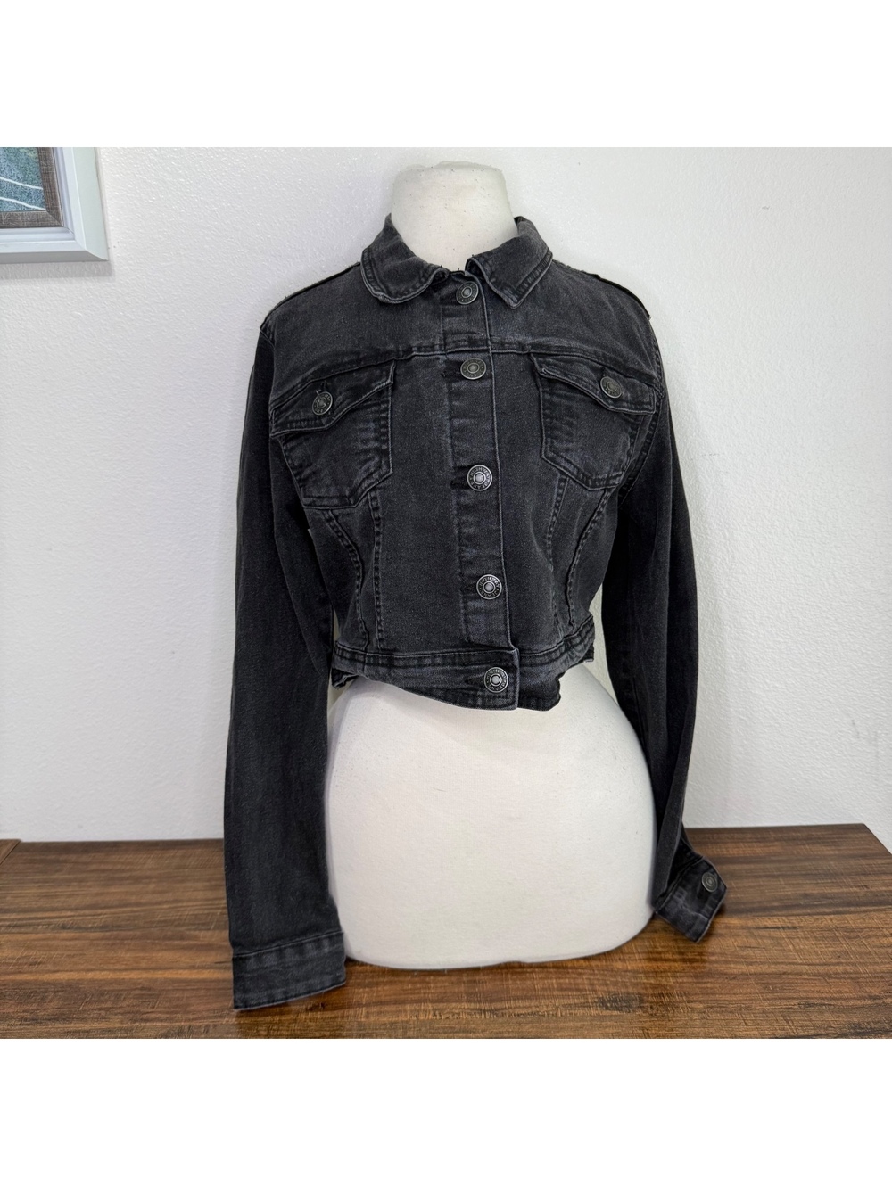 Highway Jeans Women's Black Cropped Denim Jacket Medium